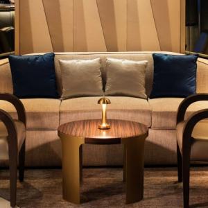 Беспроводной светильник WC200G (золото)